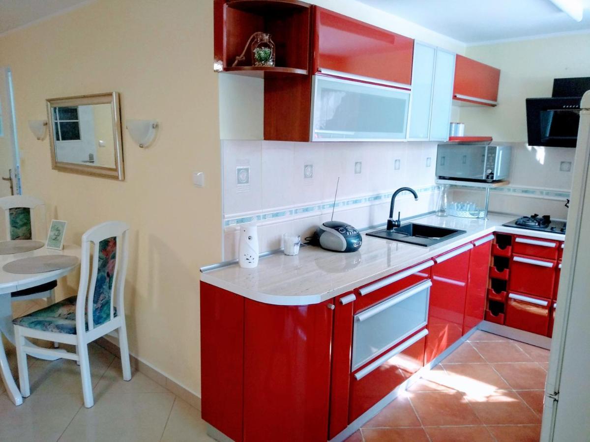 Apartamenty Junona Nad Morzem, W Domu Z Ogrodem, Obok Stegna I Jantar Junoszyno Exteriér fotografie