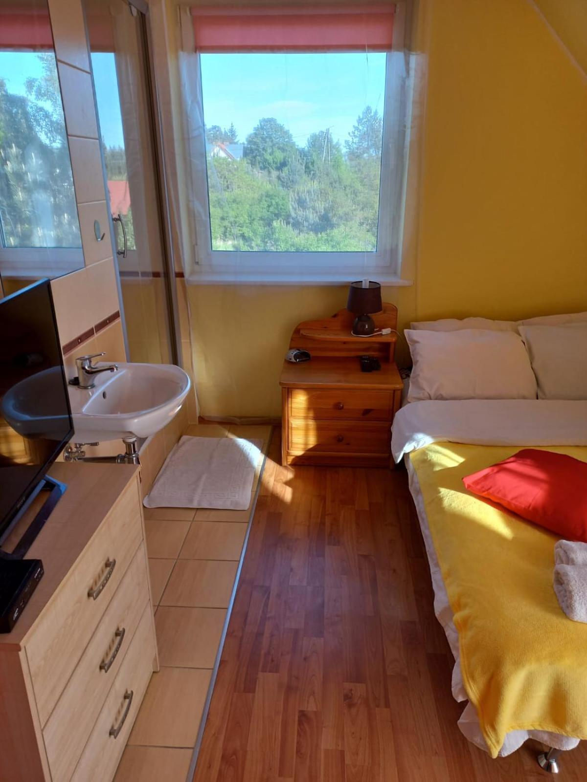 Apartamenty Junona Nad Morzem, W Domu Z Ogrodem, Obok Stegna I Jantar Junoszyno Exteriér fotografie